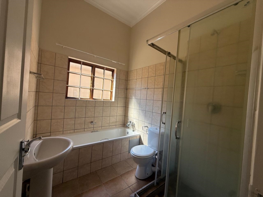 3 Bedroom Property for Sale in Waterval East North West